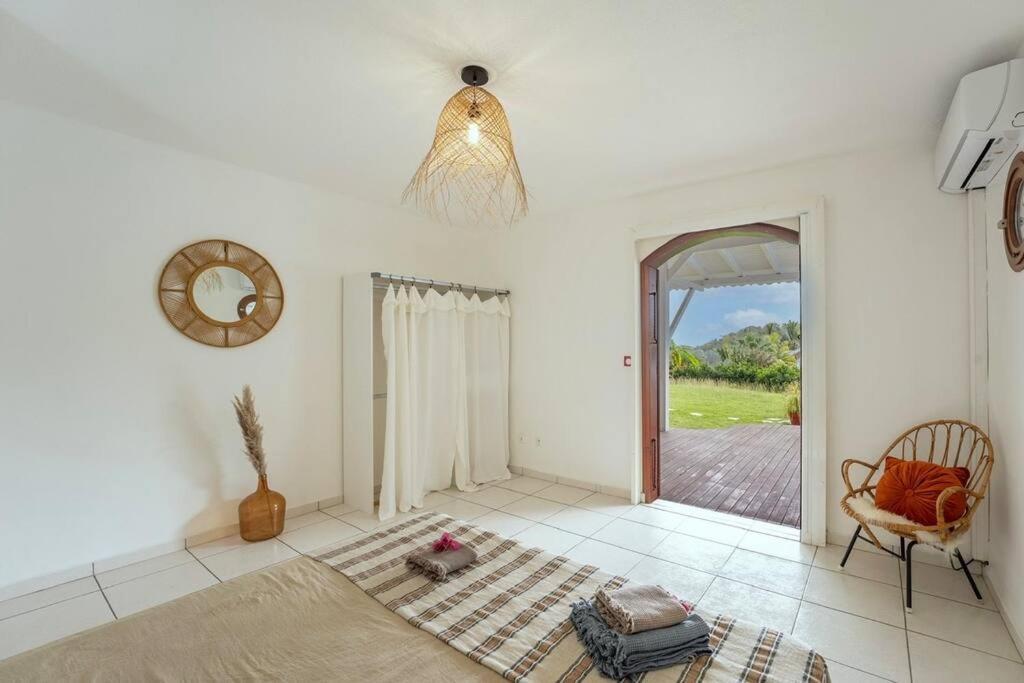Spacieuse Villa Corossol Avec Piscine Et Jeux Exterieurs Le Gosier  Zewnętrze zdjęcie