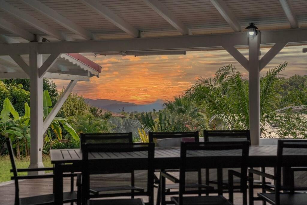 Spacieuse Villa Corossol Avec Piscine Et Jeux Exterieurs Le Gosier  Zewnętrze zdjęcie