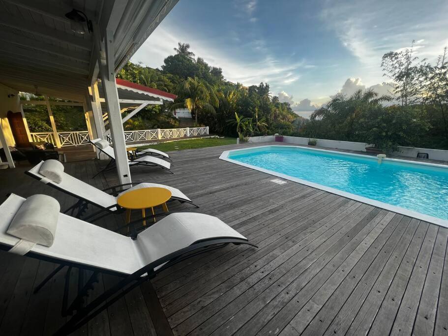 Spacieuse Villa Corossol Avec Piscine Et Jeux Exterieurs Le Gosier  Zewnętrze zdjęcie